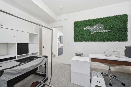 1502 37 Avenue Sw, Calgary, AB - Indoor Photo Showing Office