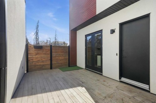 1502 37 Avenue Sw, Calgary, AB - Outdoor With Exterior