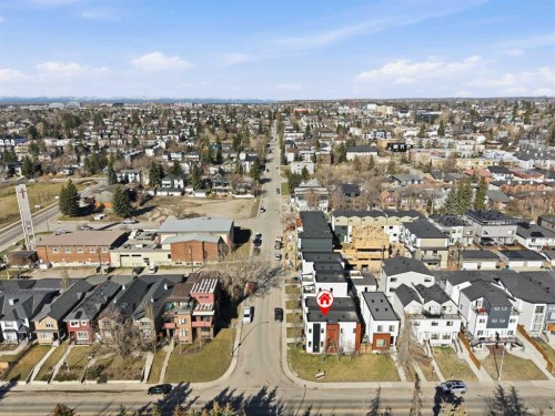 1502 37 Avenue Sw, Calgary, AB - Outdoor With View
