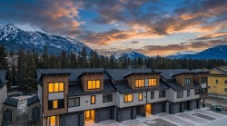 20 Policeman's Creek Mews  Canmore, AB T1W 0P4