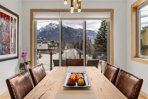 700 8 Avenue, Canmore, AB - Indoor Photo Showing Dining Room