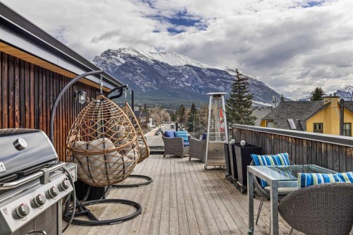 700 8 Avenue, Canmore, AB - Outdoor
