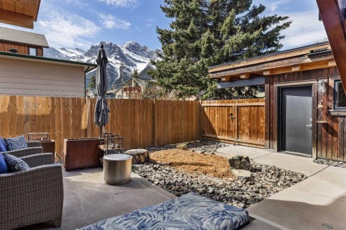 700 8 Avenue, Canmore, AB - Outdoor