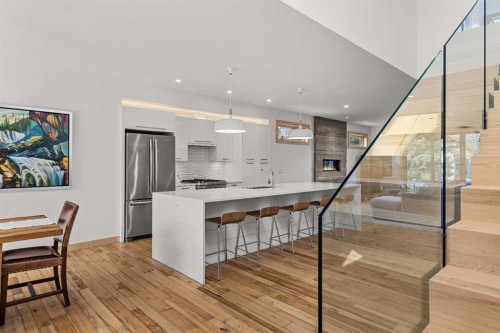 700 8 Avenue, Canmore, AB - Indoor