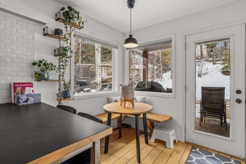 108 Glacier Drive, Banff, AB - Indoor