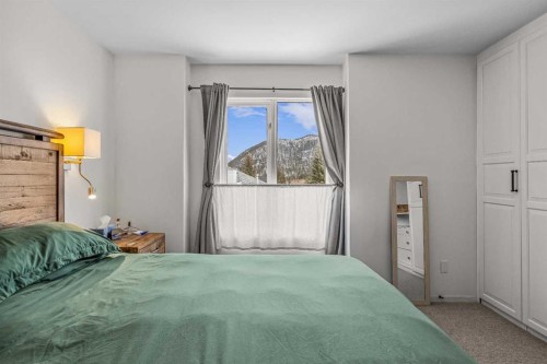 108 Glacier Drive, Banff, AB - Indoor Photo Showing Bedroom