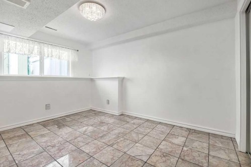 5 Stimson Road Sw, High River, AB - Indoor Photo Showing Other Room