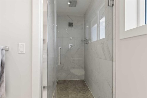 72 Crystalridge Crescent, Okotoks, AB - Indoor Photo Showing Bathroom