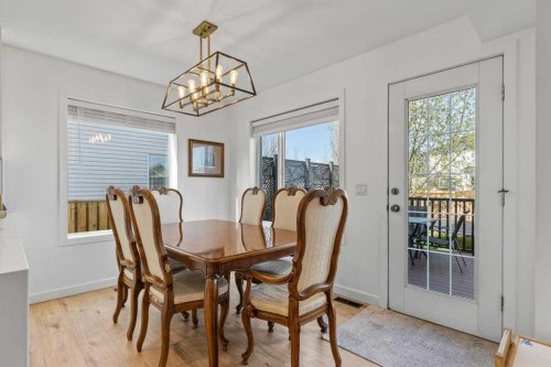 72 Crystalridge Crescent, Okotoks, AB - Indoor Photo Showing Dining Room