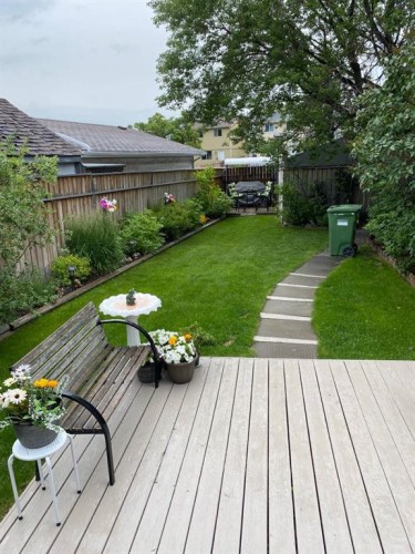 64 Erin Ridge Road Se, Calgary, AB - Outdoor With Deck Patio Veranda