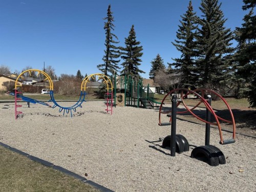 64 Erin Ridge Road Se, Calgary, AB - Outdoor