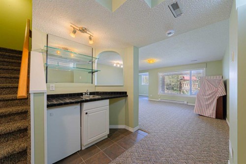 12 Hampstead Gardens Nw, Calgary, AB - Indoor
