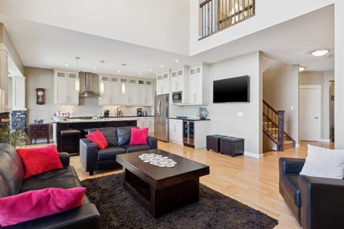 44 Aspen Summit Drive Sw, Calgary, AB - Indoor Photo Showing Living Room