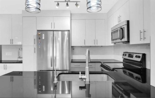 4214-240 Skyview Ranch Road Ne, Calgary, AB - Indoor Photo Showing Kitchen With Stainless Steel Kitchen With Upgraded Kitchen
