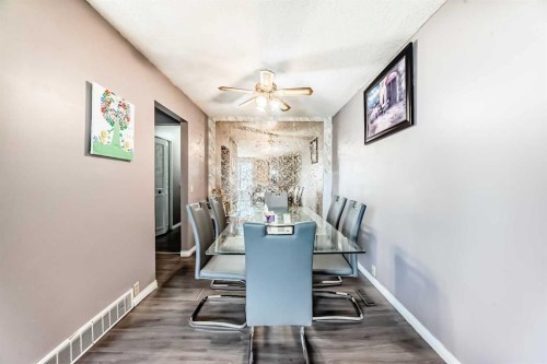 3341 Doverthorn Road Se, Calgary, AB - Indoor Photo Showing Other Room