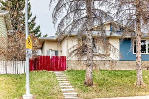 3341 Doverthorn Road Se, Calgary, AB - Outdoor