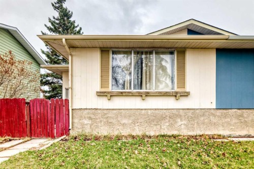 3341 Doverthorn Road Se, Calgary, AB - Outdoor