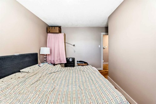 2508 Morley Trail Nw, Calgary, AB - Indoor Photo Showing Bedroom