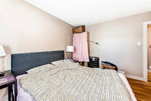 2508 Morley Trail Nw, Calgary, AB - Indoor Photo Showing Bedroom