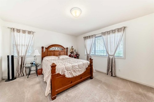 198 Copperfield Gardens Se, Calgary, AB - Indoor Photo Showing Bedroom