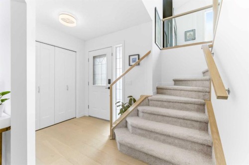 40 Tuscany Ridge Green Nw, Calgary, AB - Indoor Photo Showing Other Room