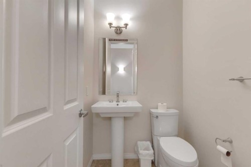 63 Panton View Nw, Calgary, AB - Indoor Photo Showing Bathroom
