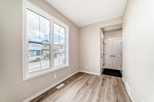 1098 Sawgrass Link Nw, Airdrie, AB - Indoor Photo Showing Other Room