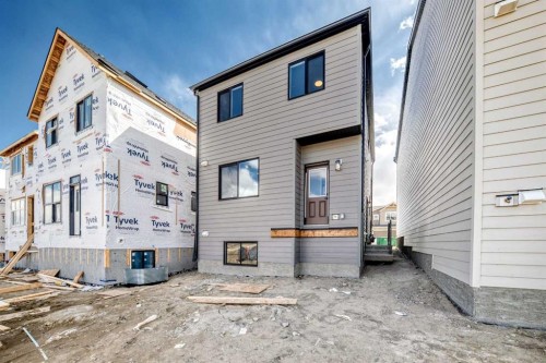 1098 Sawgrass Link Nw, Airdrie, AB - Outdoor With Exterior