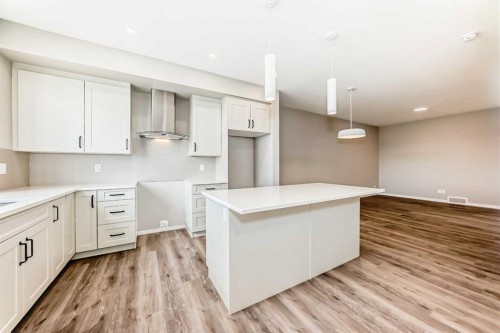 1098 Sawgrass Link Nw, Airdrie, AB - Indoor Photo Showing Kitchen