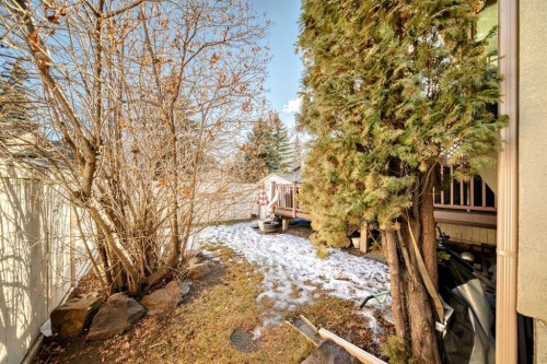 274 Templeview Way Ne, Calgary, AB - Outdoor