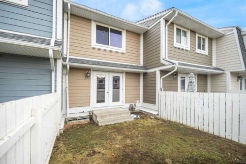 355 Georgian Villas, Calgary, AB - Outdoor