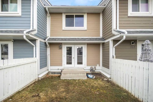 355 Georgian Villas, Calgary, AB - Outdoor With Exterior