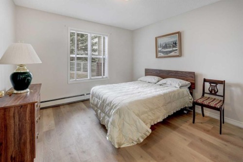 101-6800 Hunterview Drive Nw, Calgary, AB - Indoor Photo Showing Bedroom