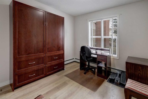 101-6800 Hunterview Drive Nw, Calgary, AB - Indoor Photo Showing Other Room