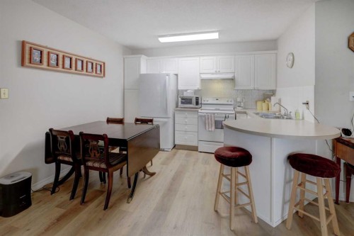 101-6800 Hunterview Drive Nw, Calgary, AB - Indoor