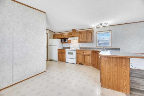 38 Doubletree Way, Strathmore, AB 