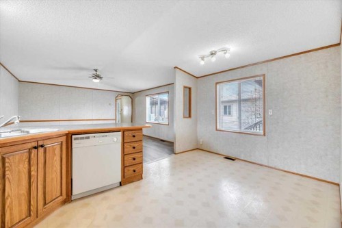 38 Doubletree Way, Strathmore, AB 