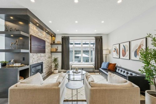 2826 40 Street Sw, Calgary, AB - Indoor Photo Showing Living Room With Fireplace