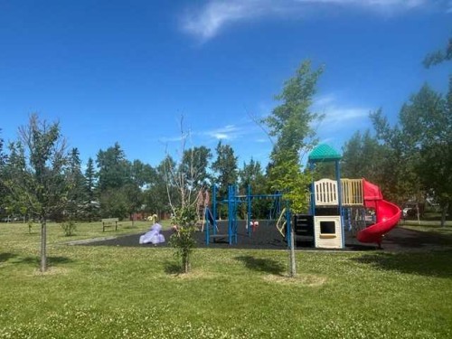 2826 40 Street Sw, Calgary, AB - Outdoor