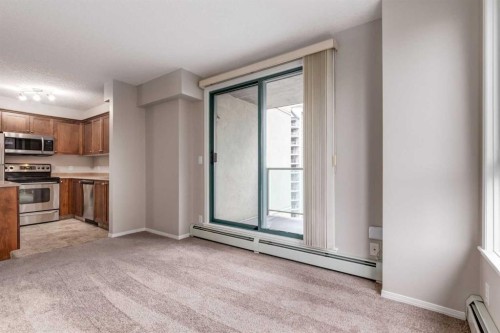 1014-1111 6 Avenue Sw, Calgary, AB - Indoor Photo Showing Kitchen