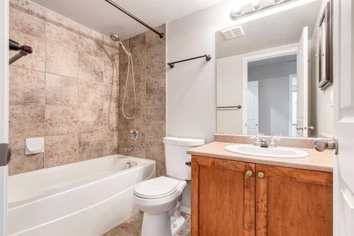 1014-1111 6 Avenue Sw, Calgary, AB - Indoor Photo Showing Bathroom