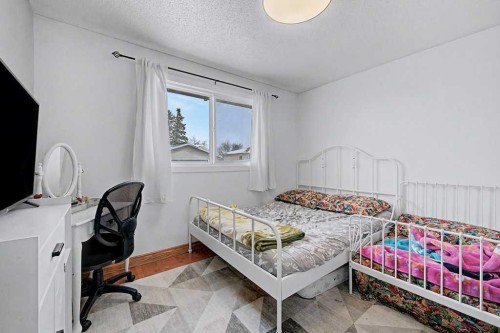 38 Whitman Close Ne, Calgary, AB - Indoor Photo Showing Bedroom