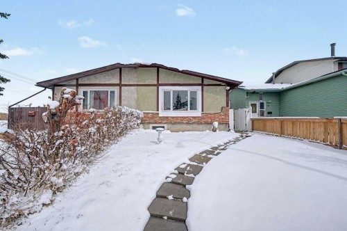 38 Whitman Close Ne, Calgary, AB - Outdoor