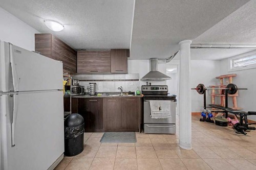 38 Whitman Close Ne, Calgary, AB - Indoor