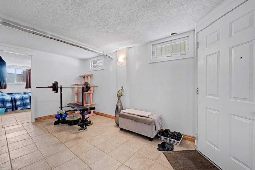 38 Whitman Close Ne, Calgary, AB - Indoor