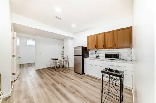 355 Masters Row Se, Calgary, AB - Indoor Photo Showing Kitchen