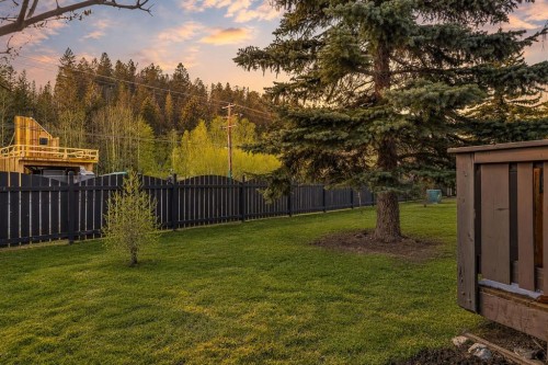 35-216 Three Sisters Drive, Canmore, AB - Outdoor