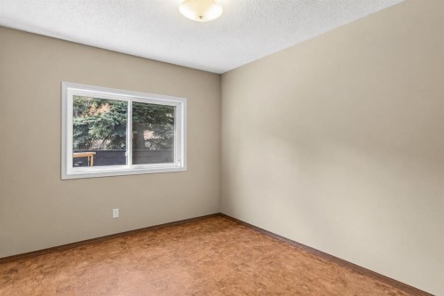 35-216 Three Sisters Drive, Canmore, AB - Indoor Photo Showing Other Room
