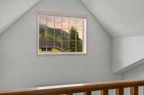 35-216 Three Sisters Drive, Canmore, AB - Indoor Photo Showing Other Room