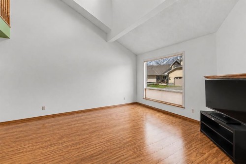 35-216 Three Sisters Drive, Canmore, AB - Indoor Photo Showing Other Room